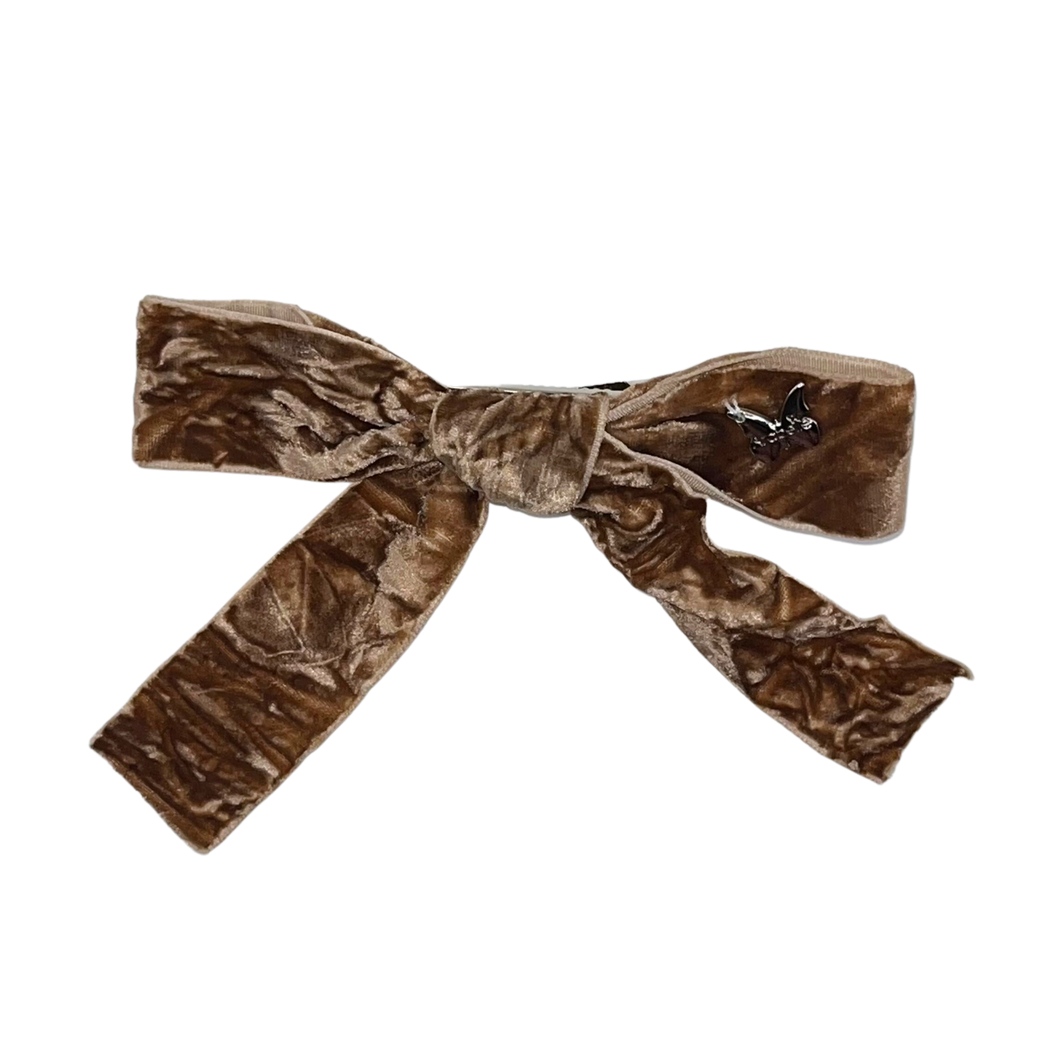 Crinkle Velvet Medium Clip - Walnut