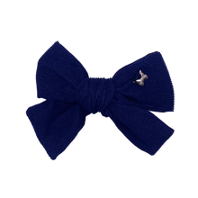 Load image into Gallery viewer, Corduroy Medium Clip - Navy
