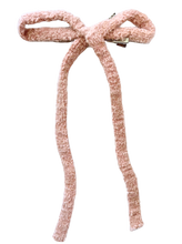 Load image into Gallery viewer, Chenille Large Clip - Mauve
