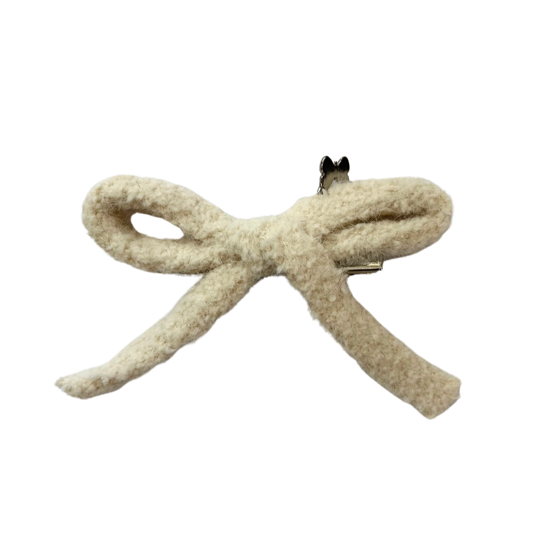 Chenille Medium Clip - Winter White