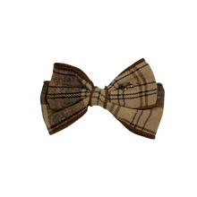 Load image into Gallery viewer, Plaid Medium Clip - Brown
