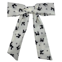 Load image into Gallery viewer, Bow Print Large Clip - Ivory/Black
