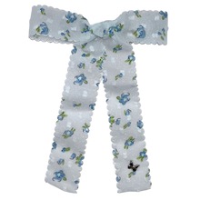 Load image into Gallery viewer, Mini Floral Large Clip- Blue
