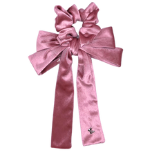 Load image into Gallery viewer, Velvet Scrunchie with Bow - Mauve
