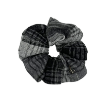 Load image into Gallery viewer, Plaid Oversized Scrunchie - Black

