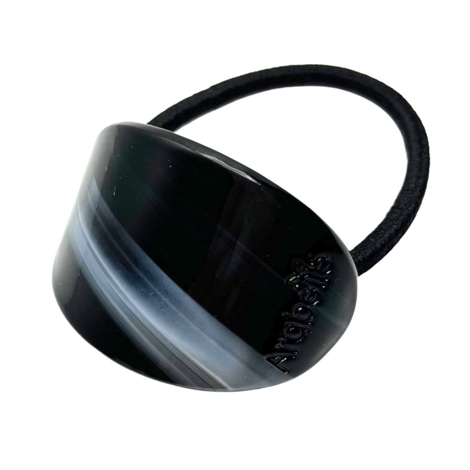 Resin Oval Edge Pony - Black Strokes