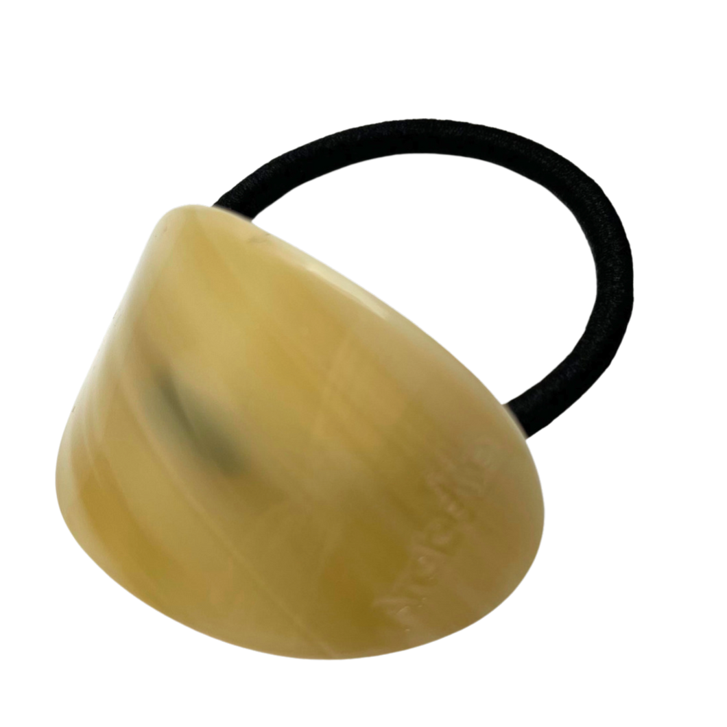 Resin Oval Edge Pony - Tan Lines