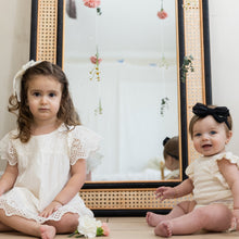 Load image into Gallery viewer, Classic Net Baby Band - Mauve
