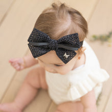 Load image into Gallery viewer, Classic Net Baby Band - Black
